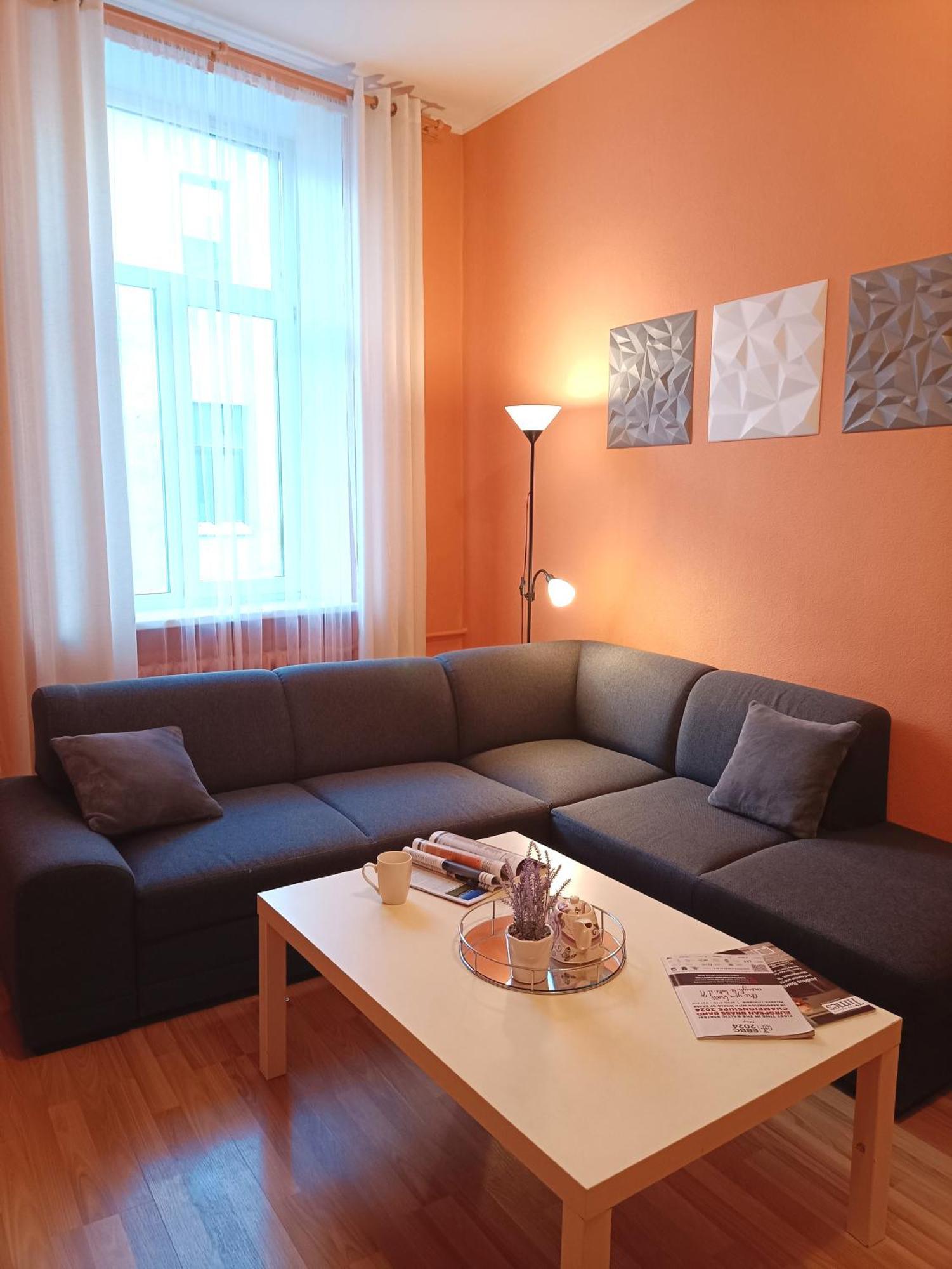 Spacious Old Town Family Peachy 2 Bedrooms Apartment, Nearby The Riga Presidential Castle Экстерьер фото